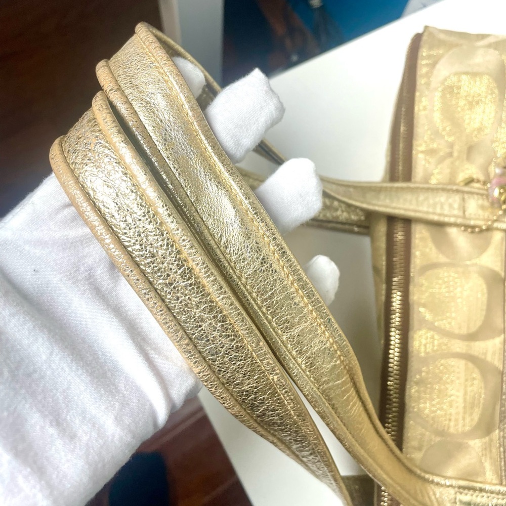 Coach Poppy Gold Signature Tote Bag  14 in W 12 1/2 in L - Picture 13 of 17